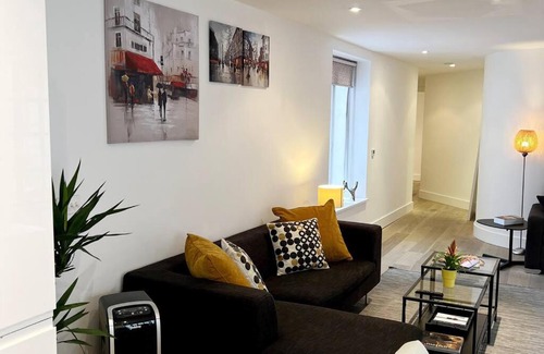 Covent Garden Appartement | Fab! 2 Bedr/3 Beds in the heart of Covent Garden!