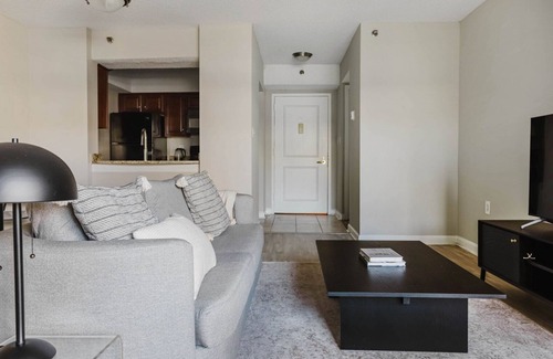 Connecticut Ave - K Street Appartement | Fab Foggy Bottom 1BR w/ Concierge & Gym, walk to Bars, by Blueground