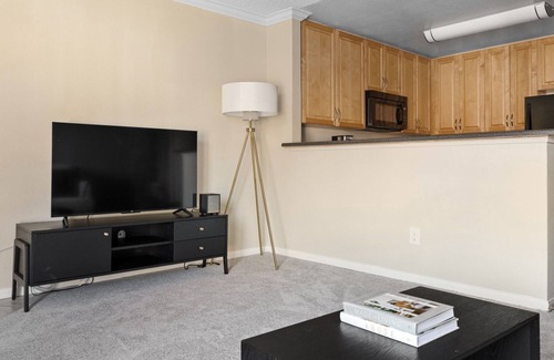 Rancho Penasquitos Appartement | Fab Rancho Penasquitos 2BR w/ W/D, nr Parks & Trails, by Blueground