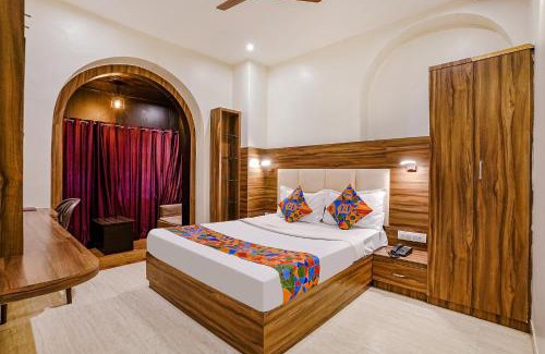 Wellington Pier Hôtel | FabExpress Abad Inn - 700m from Gateway of India