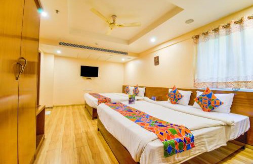 Hyderabad Hôtel | FabExpress Deccan Heritage - Nr ISKON TEMPLE , ABIDS