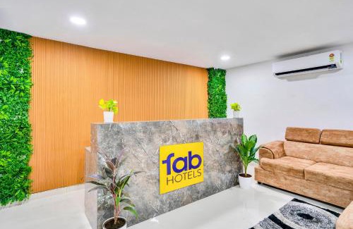 Hyderabad Hôtel | FabExpress Grand Aarvi Prime - Nr GSM Mall, Madeenaguda