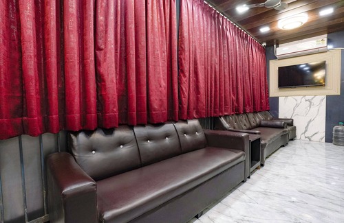 Cuffe Parade Hôtel | Fabexpress Gulshan Grand