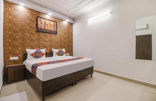 Mahipalpur Hôtel | FabExpress Rainbow Villa - Nr IGI Airport New Delhi