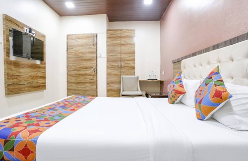 Jogeshwari West Hôtel | FabExpress Sarah Gold