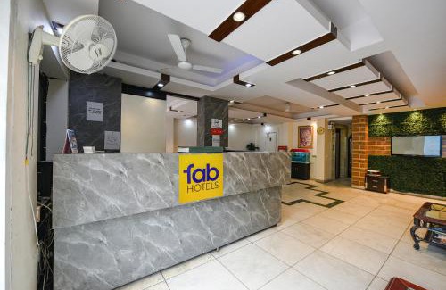 Patel Nagar Hôtel | FabExpress Swiss International - Nr Patel Nagar Metro