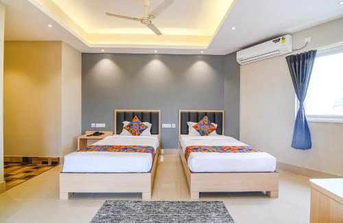 Shibpur Hôtel | FabHotel JP - Nr Sataragachhi Railway Station