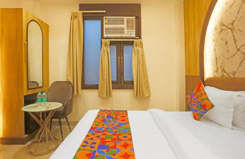 Paharganj Maison | FabHotel Mishika Inn Near New Delhi Railway Station