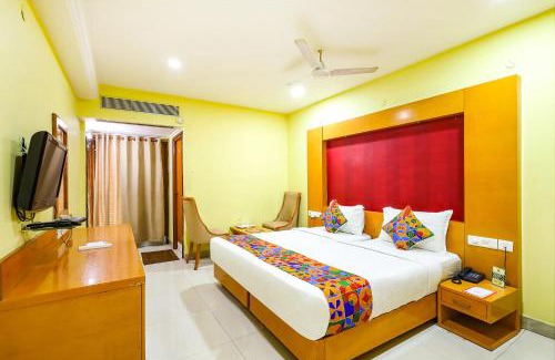 Pallavaram Hôtel | Fabhotel Prime Mahalaya Residency - Nr Pallavaram Railway Station