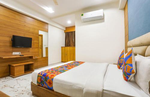 Khattalwada Hôtel | FabHotel Raj Villa - Nr Tri mandir