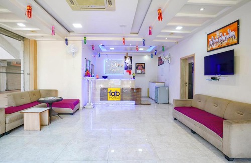 Pimpri - Chinchwad Hôtel | FabHotel Regent Inn - Nr SkyWalk Bridge