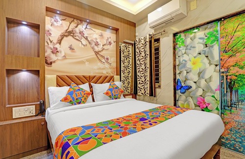 Tambaram Hôtel | Fabhotel saravana shelters residency - Near tambaram railway station