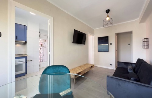 Porta Appartement | FABRA 5-2 - Trois Chambres Appartement, Couchages 3
