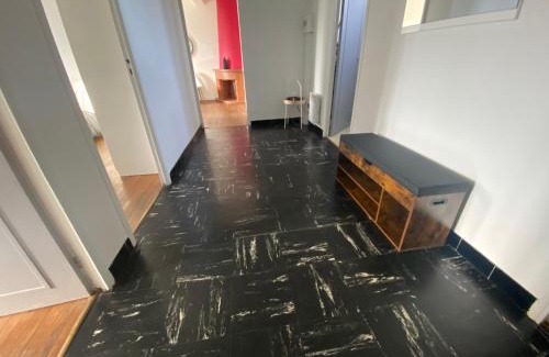 Saint-Gaudens Appartement | Fabuleux T3 climatisé de 85 m2, situé au calme avec grand parking gratuit privé ,Fibre wifi