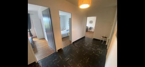Saint-Gaudens Appartement | Fabuleux T3 climatisé de 85 m2, situé au calme avec grand parking gratuit privé ,Fibre wifi