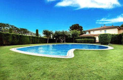 Bonmont Terres Noves Maison | Fabulosa Adelfas : entre mar y montañas