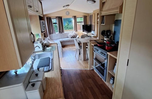 Aghadoe Maison | Fabulous 2-bedroom mobile home 10 minutes from Killarney
