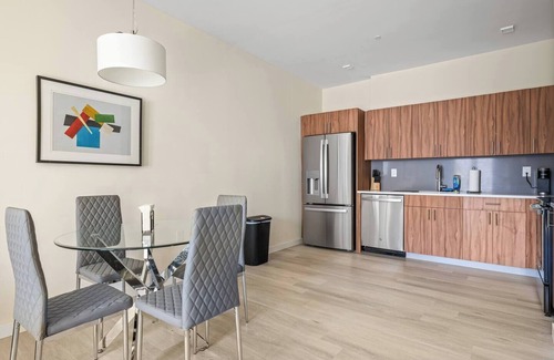 Newark Hôtel | Fabulous 2BR ! Free Parking ! 30 Min to NYC !