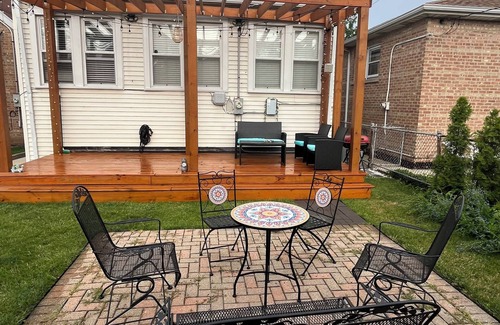 West Lawn Appartement | Fabulous 3-bedroom apartment with AC in Chicago close midway airport