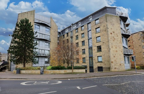 New Town Appartement | Fabulous 3 bedroom property in city centre location. Sleeps 5.