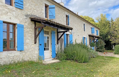 Eymet Maison | Fabulous 9-Bed House in Eymet
