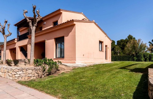 Bonmont Terres Noves Villa | Fabulosa GREEN 19 : entre mar y montañas