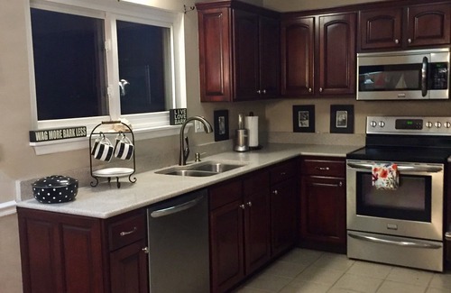Mount Pleasant Maison | Fabulous Family 4BD Pool Rental