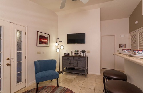 Val Vista Lakes Maison | Retraite tranquille de 2 chambres dans les communautés des lacs Val Vista!