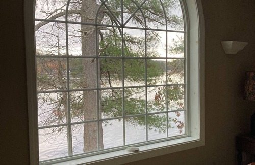 Amherst Maison | Fabulous Lake house with spectacular views