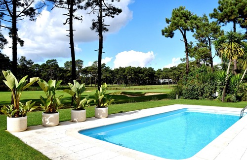 Charneca de Caparica e Sobreda Villa | Fabuleuse villa de luxe avec vue imprenable sur le fairway et le lac