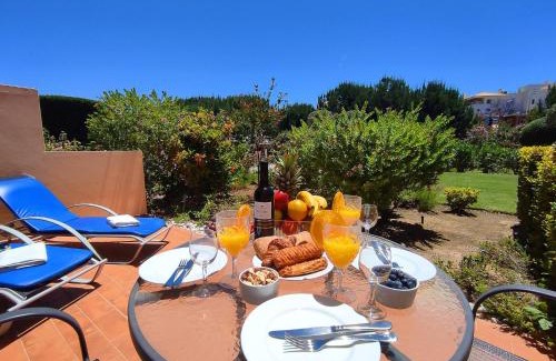 Montechoro Appartement | Fabulous Sunny Pool&Garden Condo by BeCherish