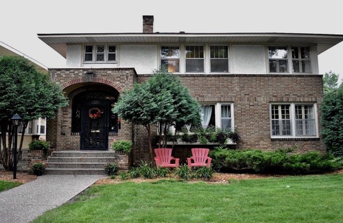 Ecco Maison | Fabulous Uptown Location Sleeps 15! À quelques pas du lac Calhoun! Près du centre-ville, MOA