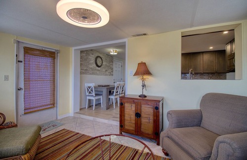 Hudson Beach Estates Maison | Fabulous Waterfront with Swimspa