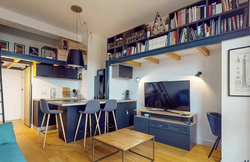 Fer a Cheval Appartement | FAC 5 · Tram/métro vue Garonne Parking