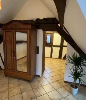 Niedersteinbach Appartement | Fachwerkhaus zum Hirsch
