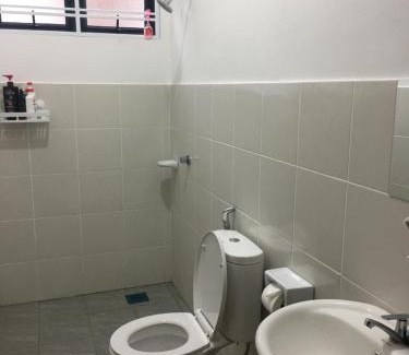 Kuching Maison | Fadi's Guesthouse at Bandar Baru Samariang