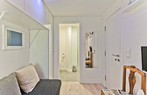 Pena Appartement | Fado Central Studio (C56)