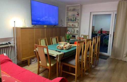 Oberdorla Maison | Fair House Near Düsseldorf- 5 Bedrooms, Garden, Terrace Parking