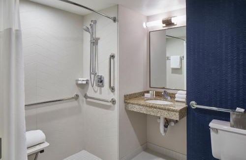 Newtonville Hôtel | Fairfield Inn & Suites by Marriott Albany Airport