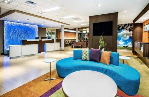 Van Hôtel | Fairfield Inn & Suites Van Canton Area