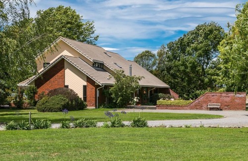 Blenheim Maison | Fairhall Lodge- Luxury B&B