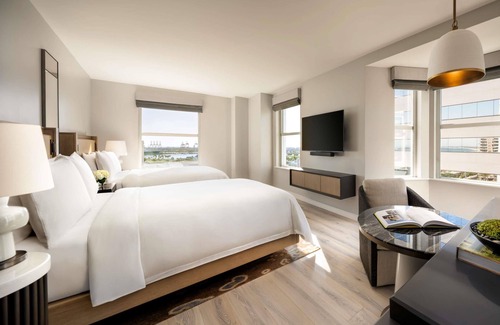 Waterfront Hôtel | Fairmont Breakers Long Beach