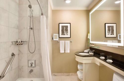 Byward Market - Parliament Hill Hôtel | Fairmont Chateau Laurier