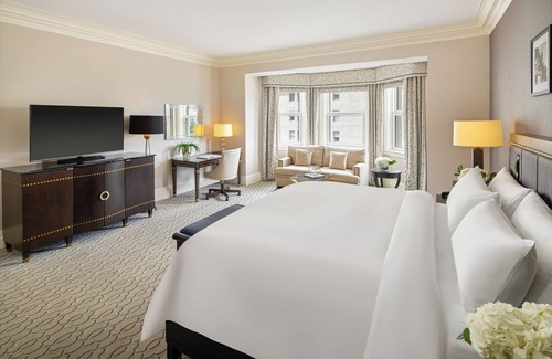 Byward Market - Parliament Hill Hôtel | Fairmont Chateau Laurier Gold Experience