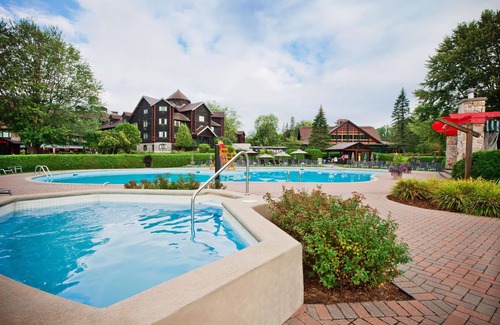 Papineau Regional County Municipality Station Balnéaire | Fairmont Le Chateau Montebello