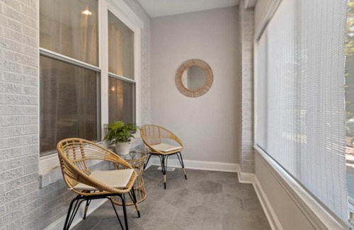 Fairmount Maison | Fairmount Big Backyard Kid Friendly Game House