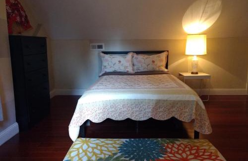 Wynnefield Maison | Fairmount House at The Mann Free Street Parking Quiet Spacious