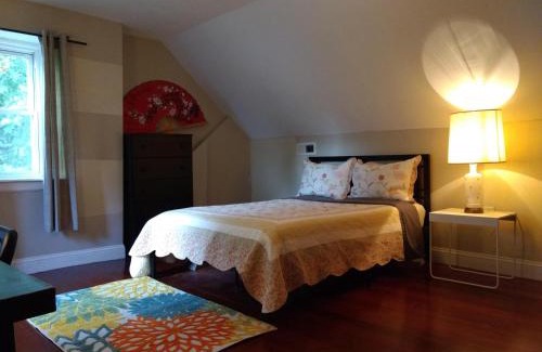 Wynnefield Maison | Fairmount House at The Mann Free Street Parking Quiet Spacious