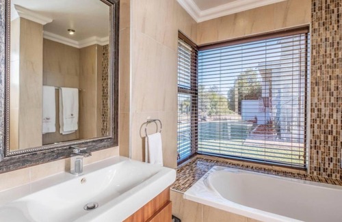 Modimolle Maison | Fairview Manor