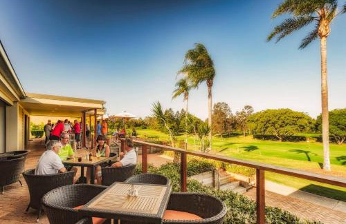 Windaroo Appartement | Fairway Village @ Windaroo Lakes Golf Club